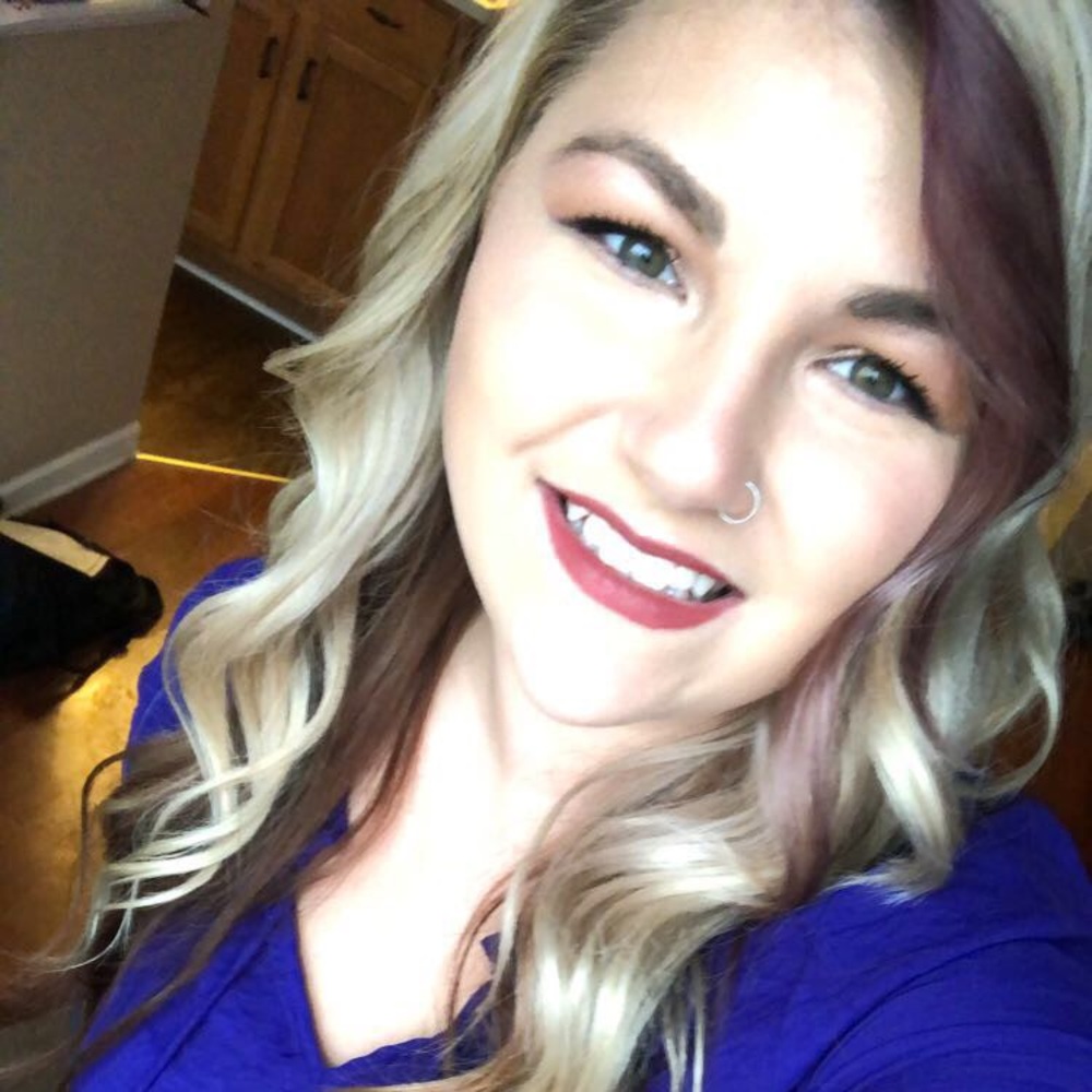 Meet your Posher, Jennifer